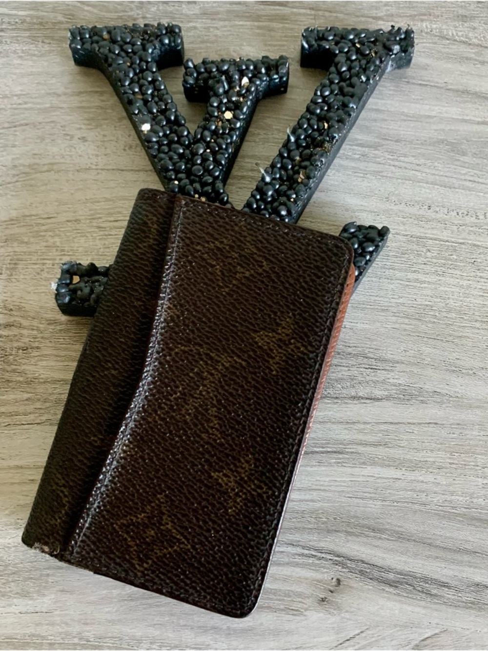 Vintage Compact Louis Vuitton card holder in dark brown monogram canvas. - Picture 4 of 12